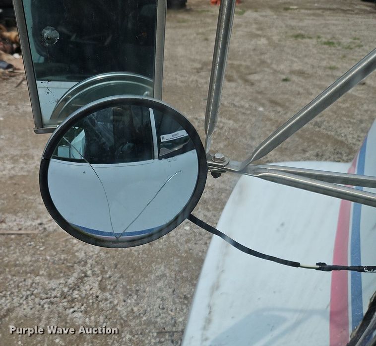 image for item EI8229 1986 Kenworth T600 water truck