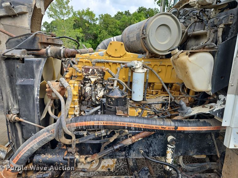 image for item EI8229 1986 Kenworth T600 water truck