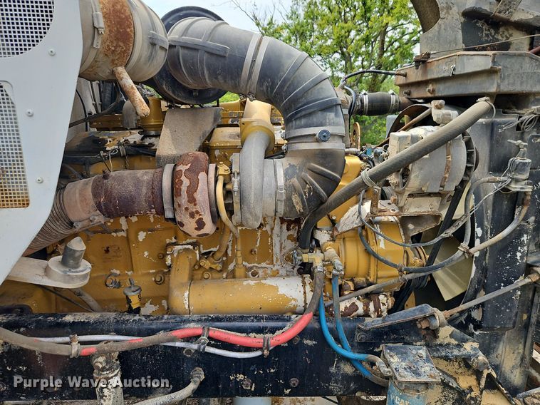 image for item EI8229 1986 Kenworth T600 water truck