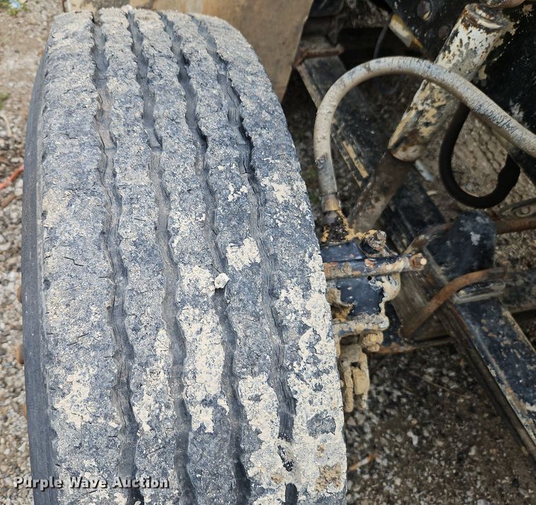 image for item EI8229 1986 Kenworth T600 water truck