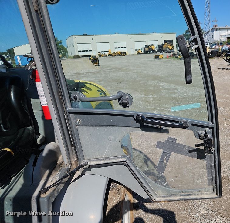 image for item EI8232 2008 Wacker Neuson 341 wheel loader