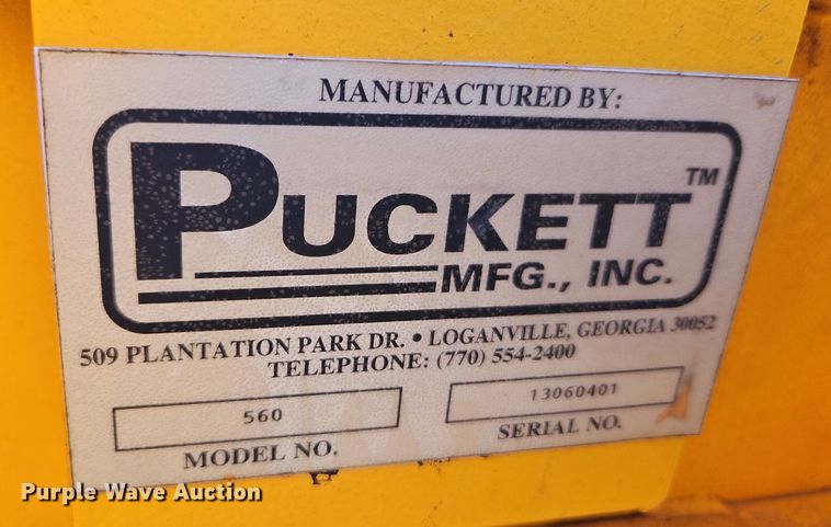 image for item EI8239 2004 Puckett 560 paver