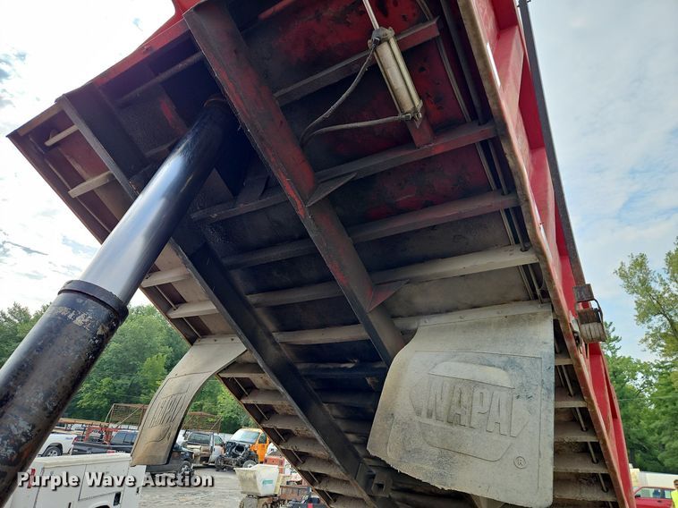 image for item EI8247 1992 Ford L9000 dump truck