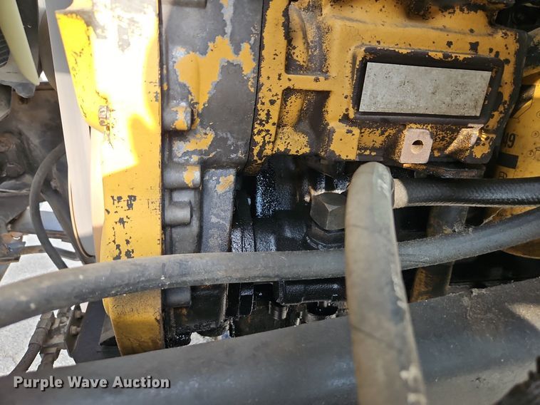 image for item EI8247 1992 Ford L9000 dump truck