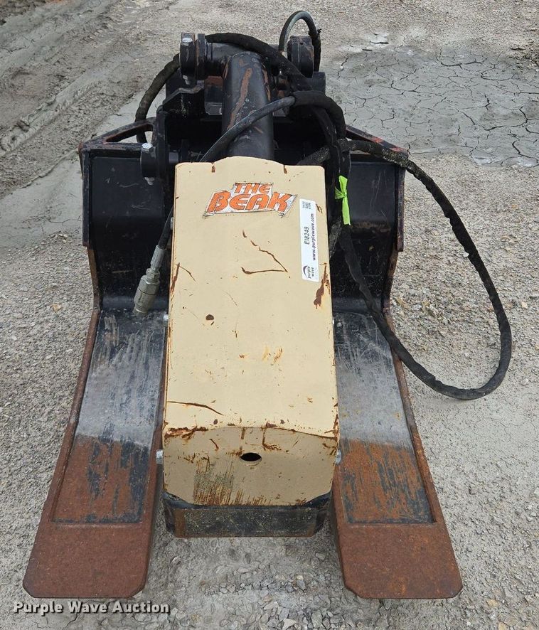 image for item EI8249 Daniel excavator grapple  