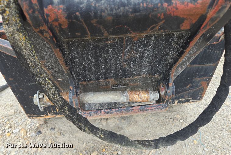 image for item EI8249 Daniel excavator grapple  