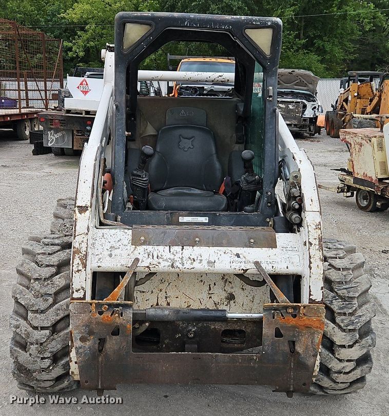 image for item EI8250 2006 Bobcat S185 skid steer loader