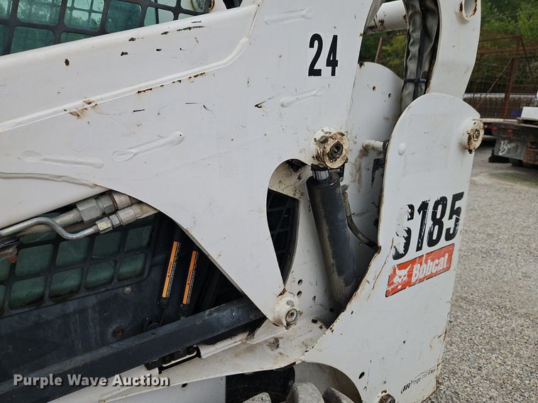 image for item EI8250 2006 Bobcat S185 skid steer loader