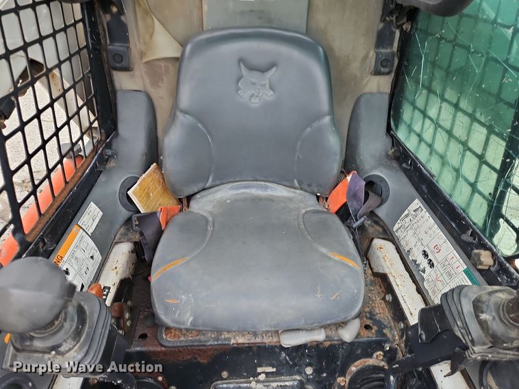 image for item EI8250 2006 Bobcat S185 skid steer loader