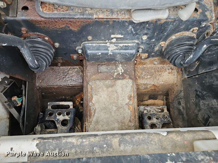 image for item EI8250 2006 Bobcat S185 skid steer loader