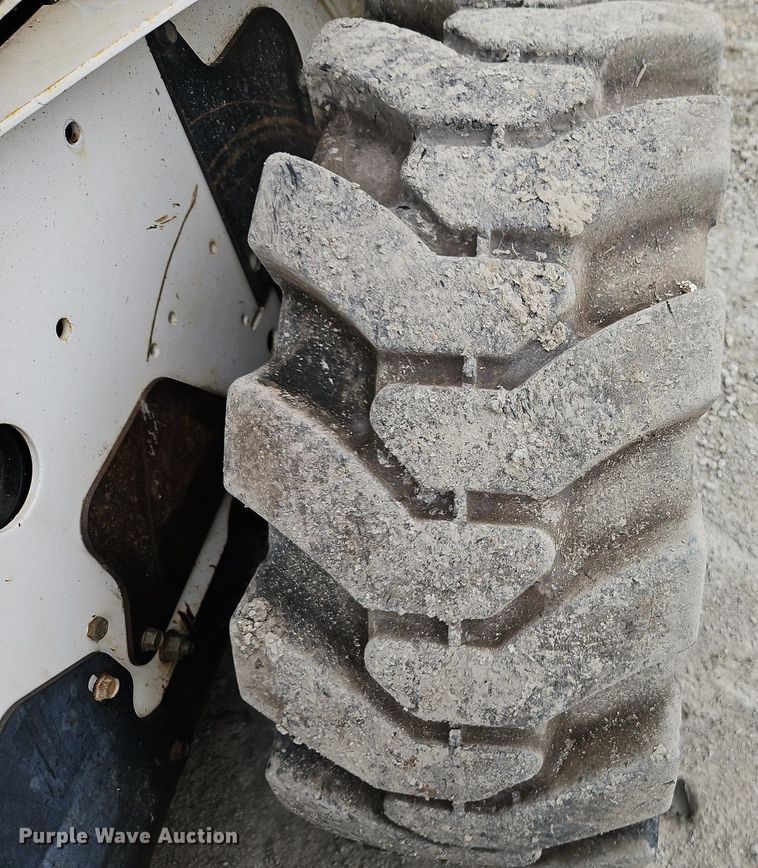 image for item EI8250 2006 Bobcat S185 skid steer loader