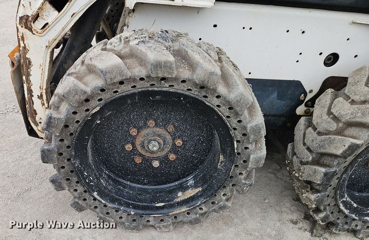 image for item EI8250 2006 Bobcat S185 skid steer loader