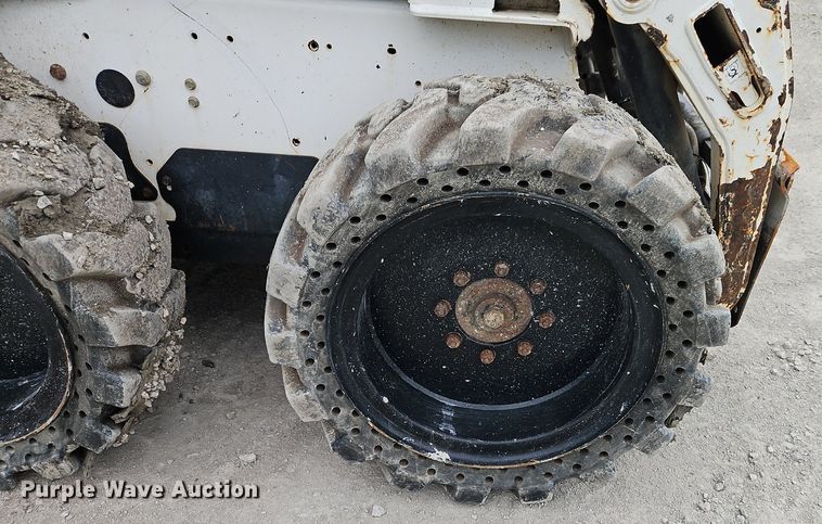 image for item EI8250 2006 Bobcat S185 skid steer loader