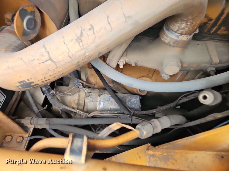 image for item EI8251 1983 Case 1845B skid steer loader