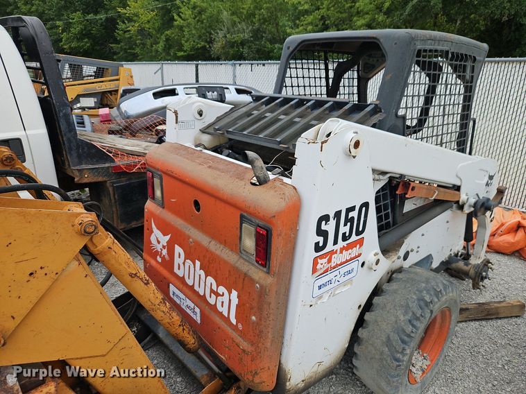 image for item EI8252 2008 Bobcat S150 skid steer loader