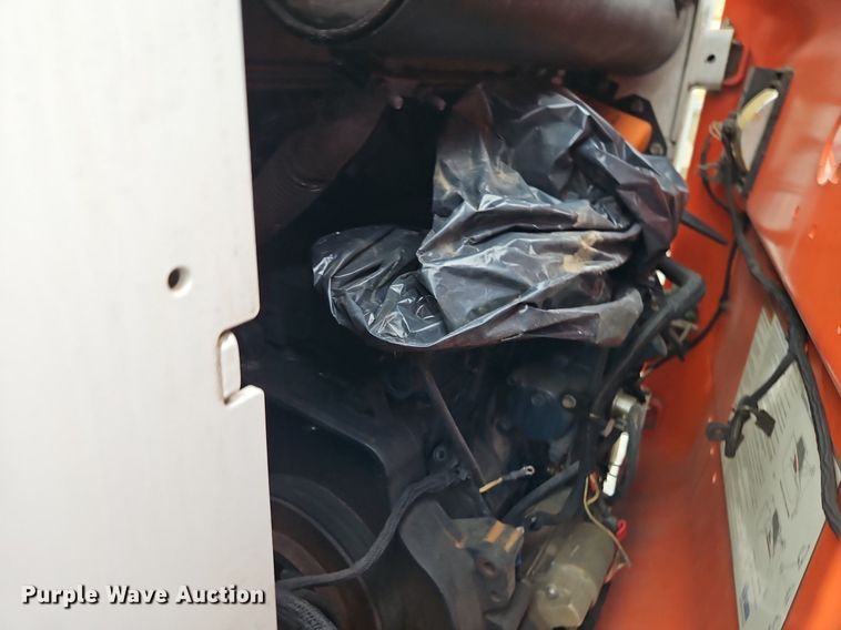 image for item EI8252 2008 Bobcat S150 skid steer loader