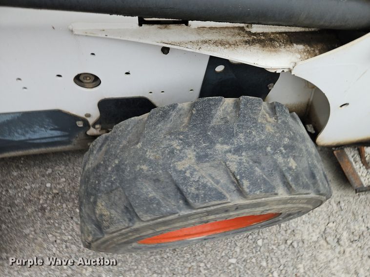 image for item EI8252 2008 Bobcat S150 skid steer loader