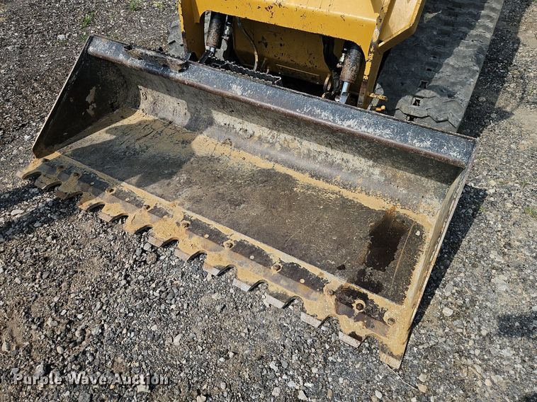 image for item EI8255 2020 Caterpillar  259D3 tracked skid steer loader