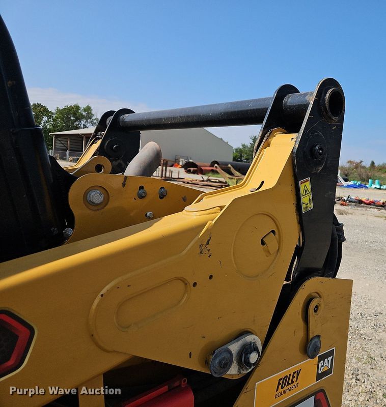 image for item EI8255 2020 Caterpillar  259D3 tracked skid steer loader
