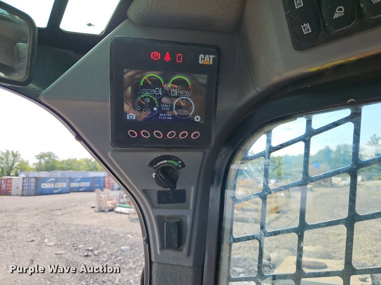 image for item EI8255 2020 Caterpillar  259D3 tracked skid steer loader