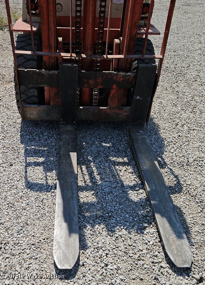 image for item EI8268 Datsun YF03A35TV forklift