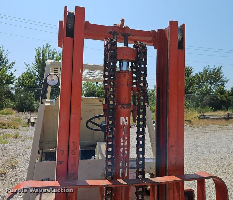 image for item EI8268 Datsun YF03A35TV forklift