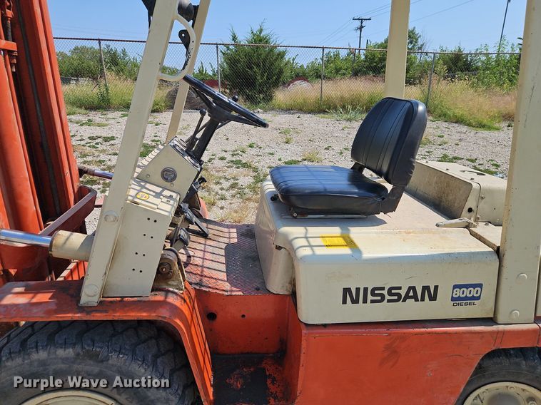 image for item EI8268 Datsun YF03A35TV forklift