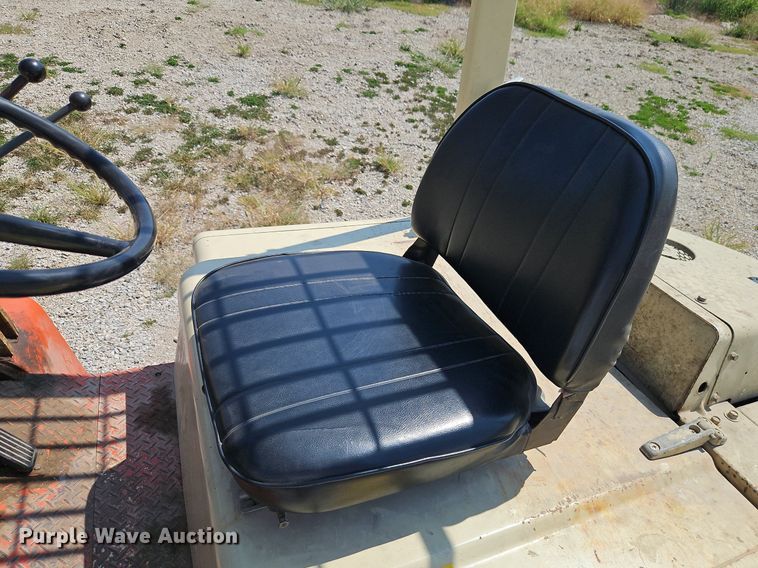 image for item EI8268 Datsun YF03A35TV forklift