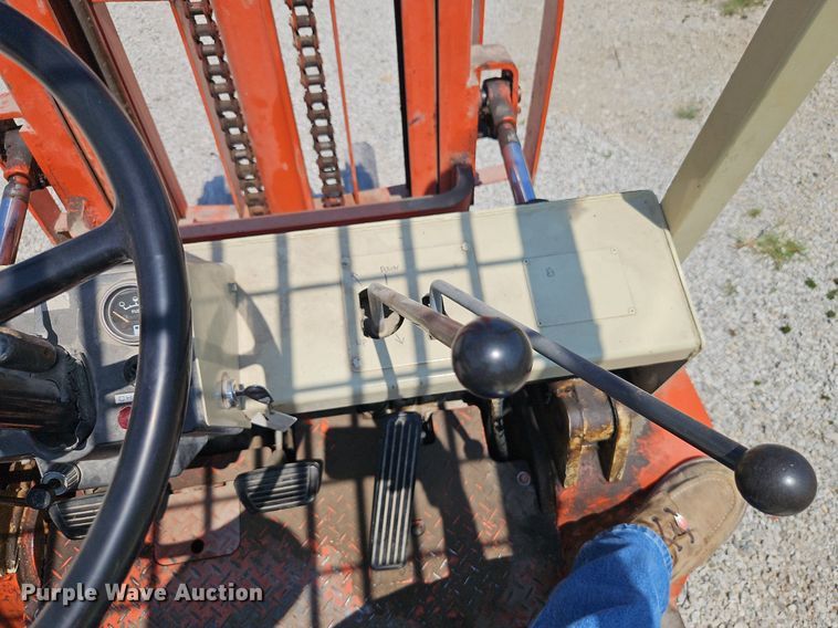 image for item EI8268 Datsun YF03A35TV forklift