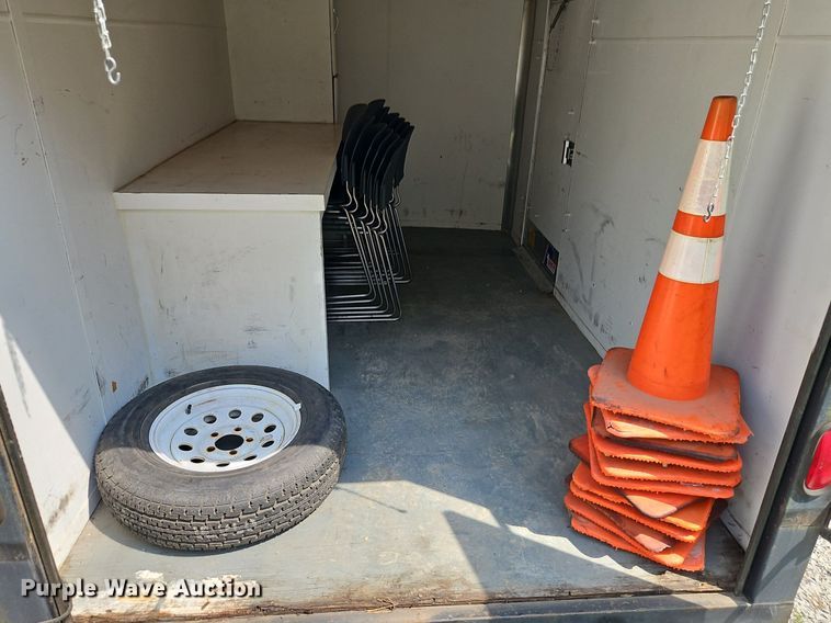 image for item EI8270 1993 Pace American F610SA enclosed cargo trailer