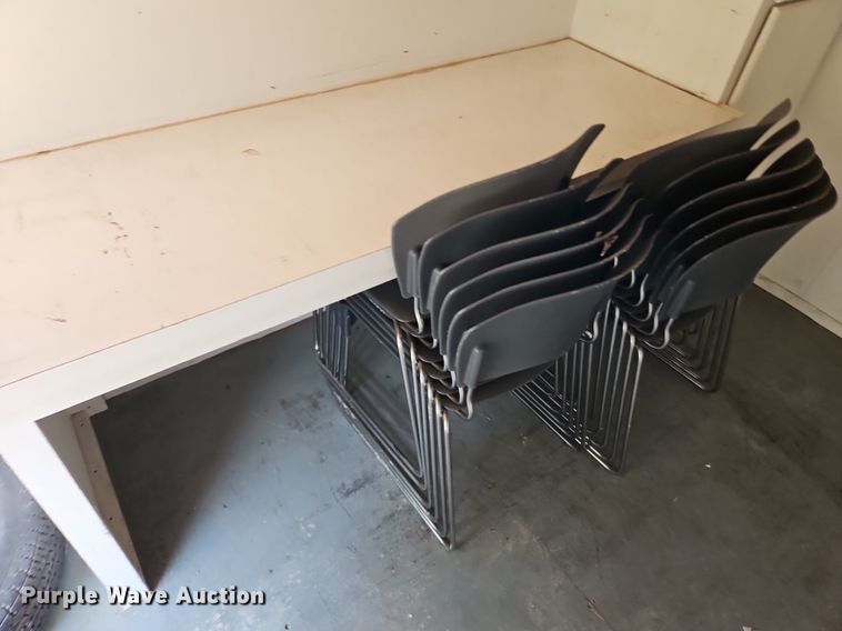 image for item EI8270 1993 Pace American F610SA enclosed cargo trailer