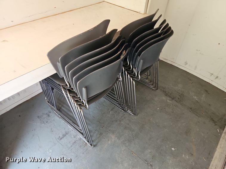 image for item EI8270 1993 Pace American F610SA enclosed cargo trailer