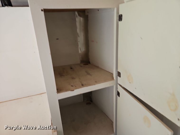 image for item EI8270 1993 Pace American F610SA enclosed cargo trailer