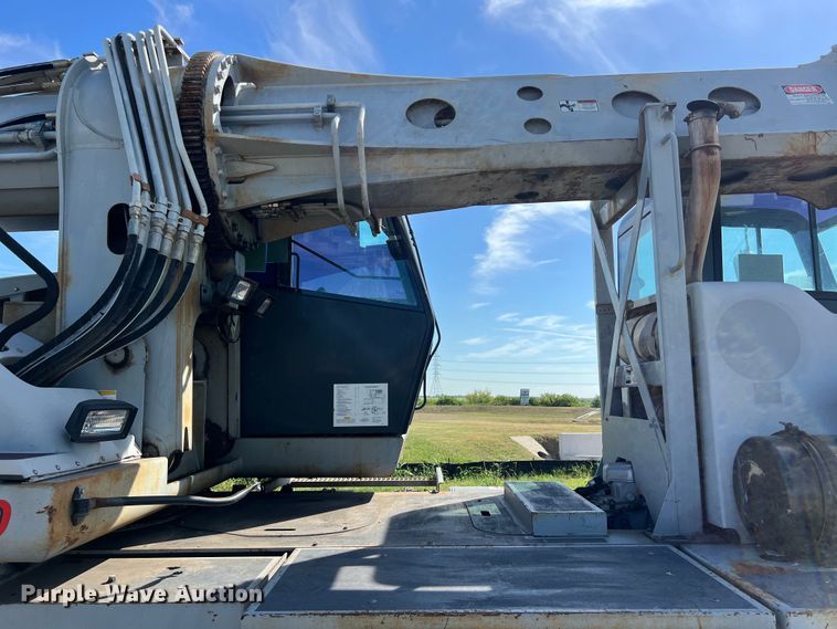 image for item EJ2933 Gradall XL3100 wheeled excavator