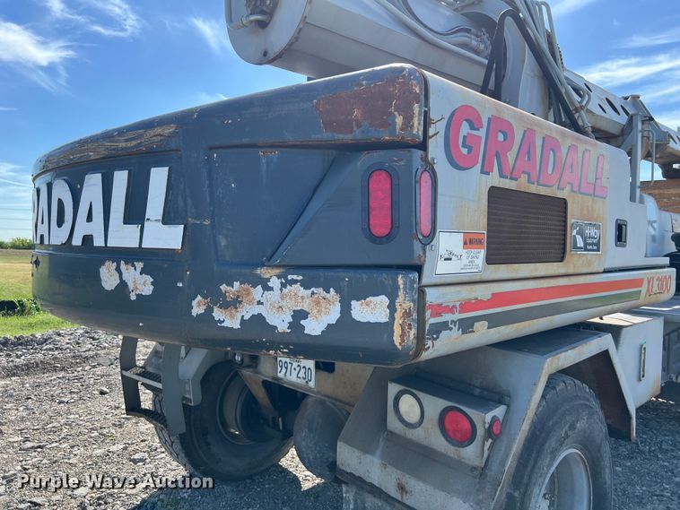 image for item EJ2933 Gradall XL3100 wheeled excavator
