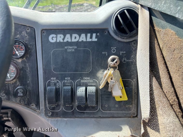 image for item EJ2933 Gradall XL3100 wheeled excavator