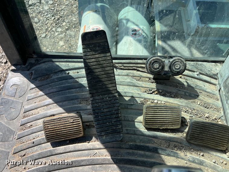 image for item EJ2933 Gradall XL3100 wheeled excavator