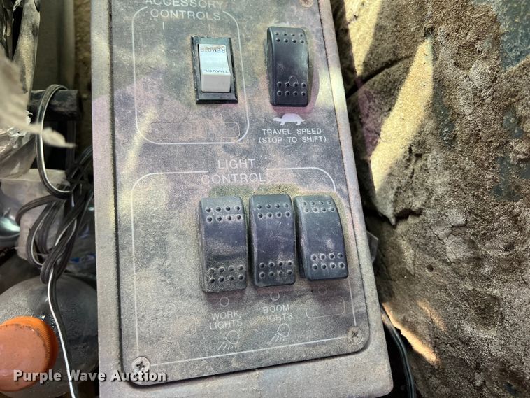 image for item EJ2933 Gradall XL3100 wheeled excavator