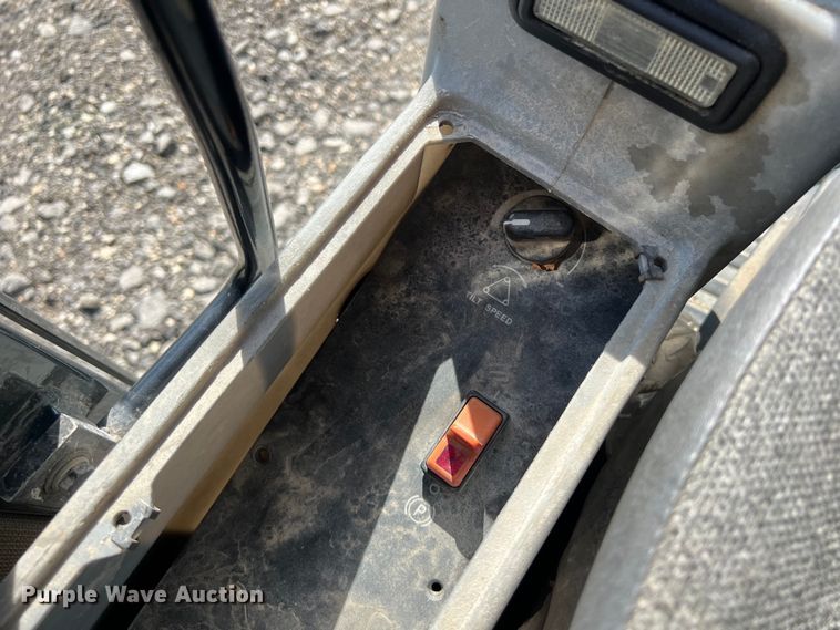 image for item EJ2933 Gradall XL3100 wheeled excavator