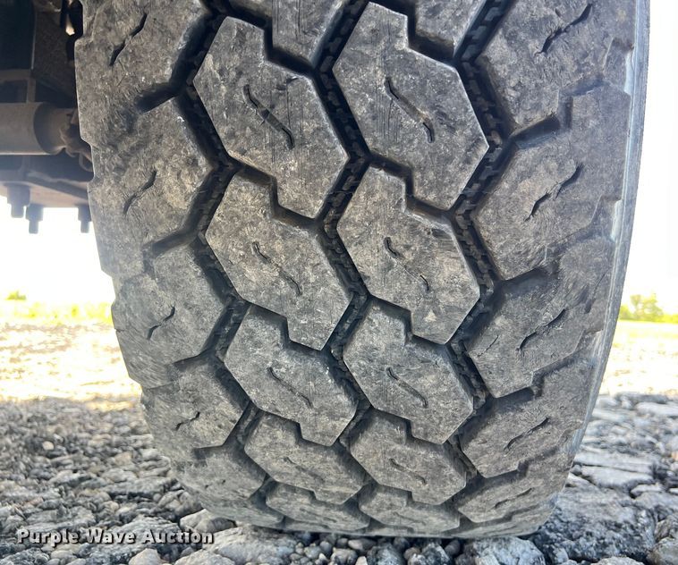 image for item EJ2933 Gradall XL3100 wheeled excavator