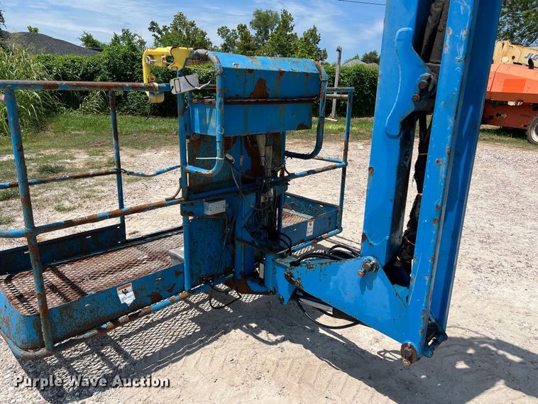 image for item EJ2938 2013 Genie Z-60/34 boom lift