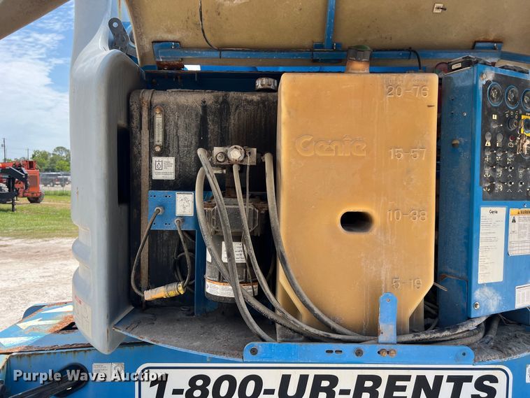image for item EJ2938 2013 Genie Z-60/34 boom lift