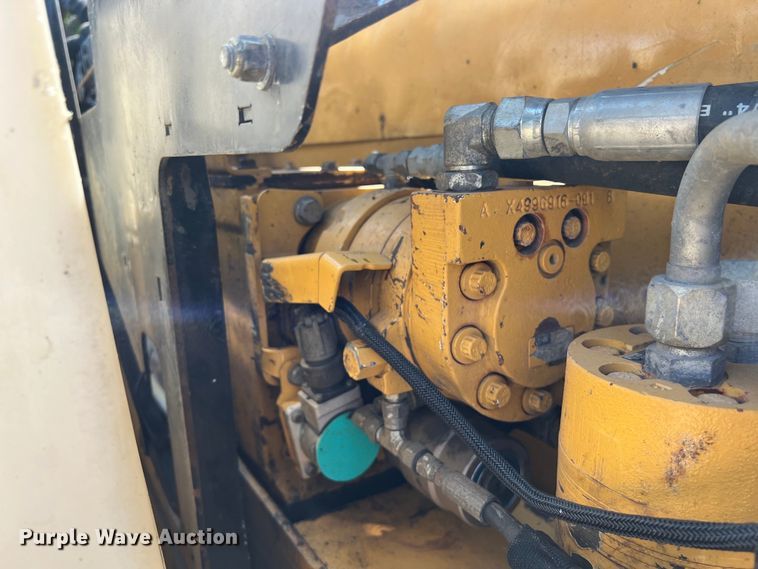 image for item EJ2942 2015 Vermeer D20X22III directional boring unit