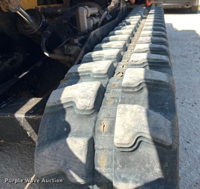 image for item EJ2942 2015 Vermeer D20X22III directional boring unit