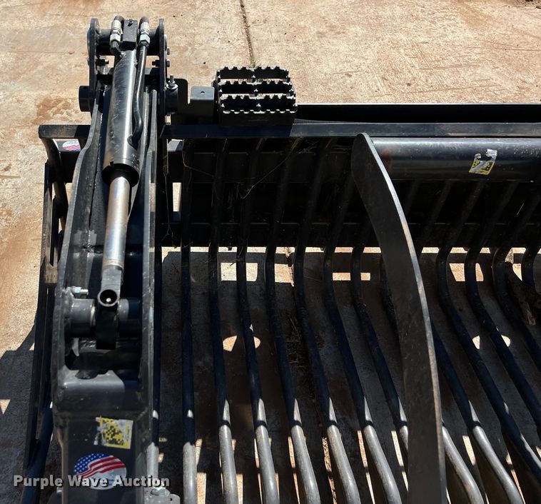 image for item EJ2959 Paladin skid steer rock grapple bucket