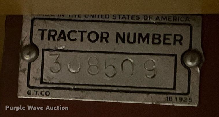 image for item EJ2969 Caterpillar D2 crawler tractor