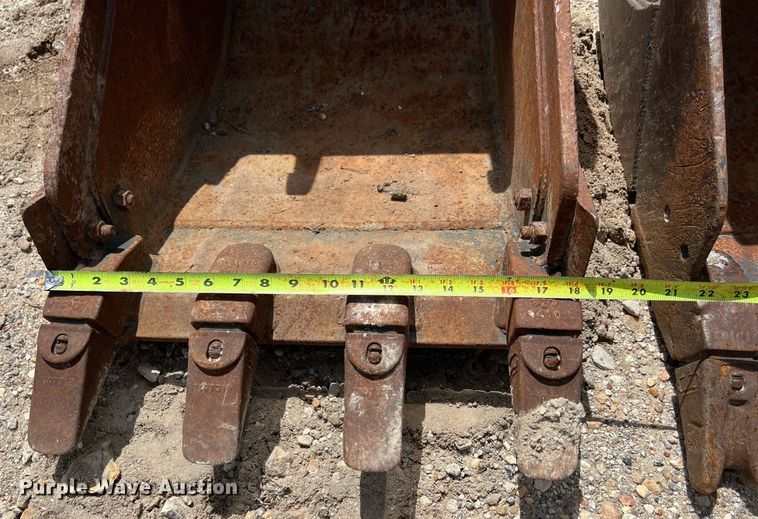 image for item EJ2974 2016 Bobcat E42 mini excavator