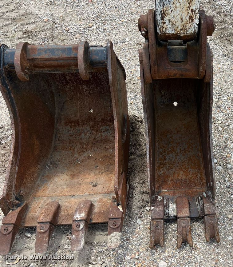 image for item EJ2974 2016 Bobcat E42 mini excavator