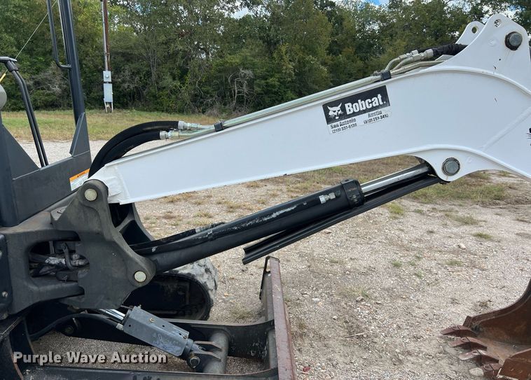 image for item EJ2974 2016 Bobcat E42 mini excavator