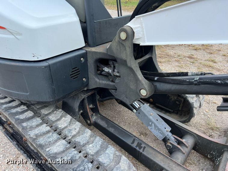 image for item EJ2974 2016 Bobcat E42 mini excavator